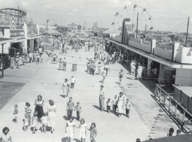Pleasure Pier 1950